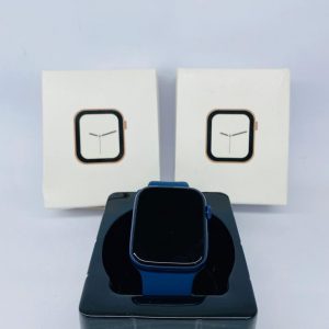 Lote x8 reloj inteligente, en caja (2 sin cable)
