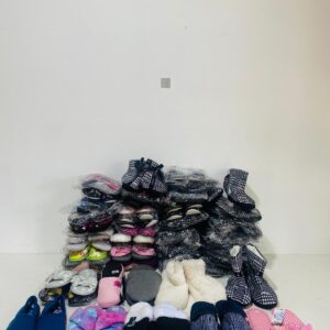 Lote x50 pares de pantuflas: adultos e infantiles