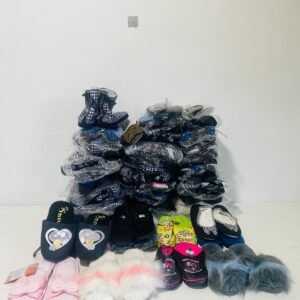 Lote x50 pares de pantuflas: adultos e infantiles