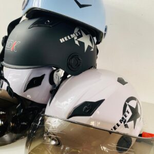 Lote x4 cascos para bici, blanco, negro y celeste