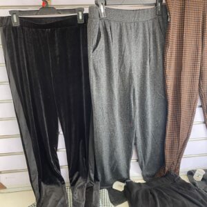 Lote x10 prendas: pantalones, babuchas, deportivos, otros. Para dama