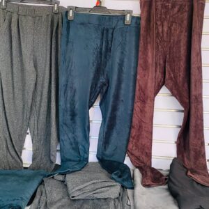 Lote x10 prendas: pantalones, babuchas, deportivos, otros. Para dama