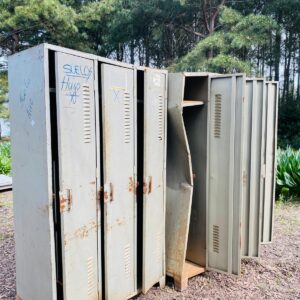 Lote x2 lockers de metal grises (3 puertas) 1.0 x 0,52 x 1.62 m