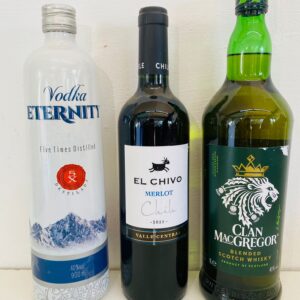 Lote x3 botellas: vino El Chivo, whisky Clan Mac Gregor, vodka Eternity
