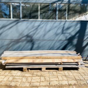 Lote x81 tablas grises 2.40 m x 12 cm