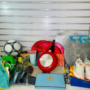 Lote x23 artículos varios: cartera, molde silicona, piscina de bebe, gorra ducha y otros