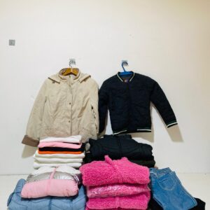 Lote x30 prendas: buzos, camperas, pantalones y otros