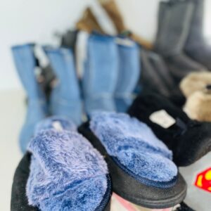 Lote x24 pares de pantuflas: talles y colores varios