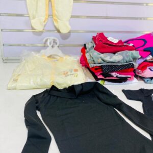 Lote x47 prendas: bodys bebe, remeras niña, shorts