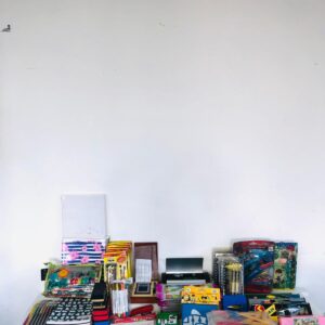 Lote x119 artículos escolares: cuadernos, libretas, lápices, cartucheras, borradores, reglas y otros