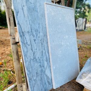 Lote x2 tramos de mármol 1,18x0,56m - 1,10x0,57m