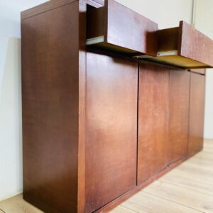 Cómoda 3 cajones, 4 puertas en MDF