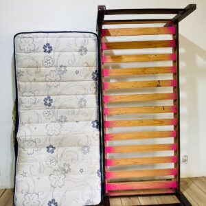 Cama de una plaza + colchón