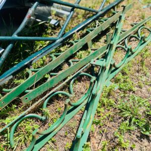 Reja color verde 1,40x1,15m + tramos de reja