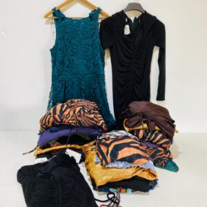 Lote x32 vestidos diseños varios