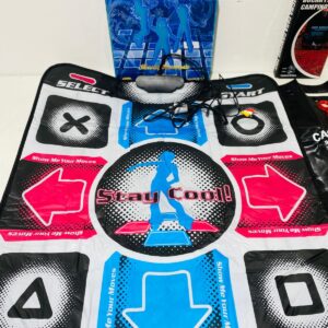 Lote x3 artículos: alfombra de baile, balanza Xion y duchero portátil para camping
