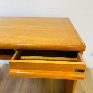 Escritorio de madera 1 cajón