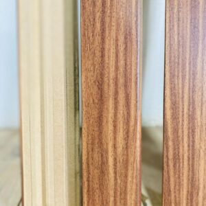 Lote x10 zócalos de madera, 2,40m de largo