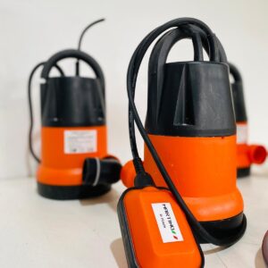 Lote x4 bombas de agua sumergibles + duchero portátil