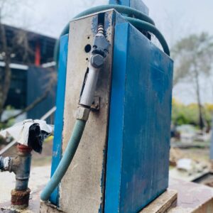 Tanque de combustible en hierro con surtidor 2000L