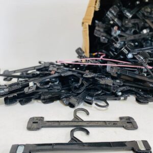 Lote x440 perchas aprox : color negro