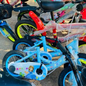 Lote x11 bicicletas de niño con faltantes
