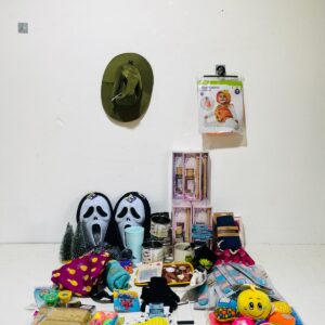 Lote x72 artículos: mascaras, esponjas, disfraz, aromatizante y otros
