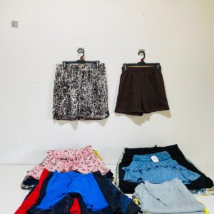 Lote x57 prendas: polleras, shorts, bermudas y otros