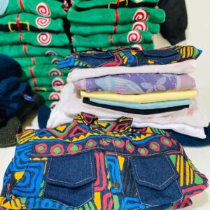 Lote x59 prendas: remeras, buzos, camperas y otros