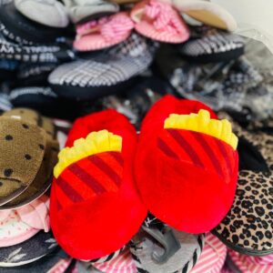 Lote x73 pares de pantuflas: colores y talles varios