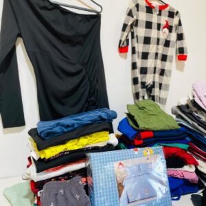 Lote x93 prendas: vestidos, polleras, pantalones de bebe, sabanas y otros