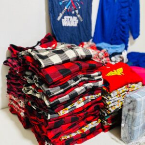 Lote x165 prendas: enteritos de bebe, bombachas, vestidos, camperas y otros