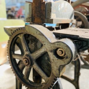 Balancín antiguo manual: