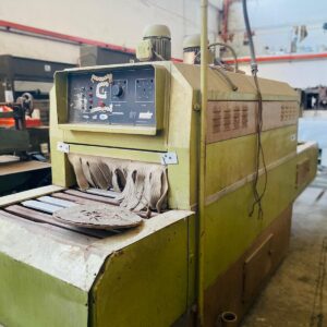 Horno conformador con faltantes : 3,40x0,72x1,70m.