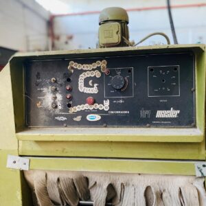 Horno conformador con faltantes : 3,40x0,72x1,70m.