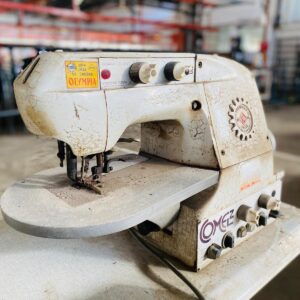 Lote x2 maquinas: de dobladillar resina y afilar cierras 1,05x0,55x1,20m - 65x37x95cm.