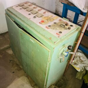 Prensa verde: 3,0x2,10x0,90m