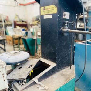 Lote x1 maquina de refilar con faltantes + ribeteadora con faltantes 1,30x0,45x0,35m - 70x47x1,10m