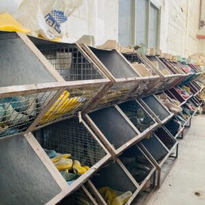 Lote x11 estanterías con moldes para calzados (1,48x0,94x0,70m.)