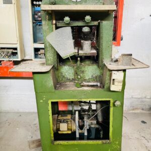 Lote x4 maquinas : prensa de cambiar plantillas, prensa de suelas con tanque y otros 1,70x0,60x0,45 - 85x45x45cm -1,90x0,65x0,45m -