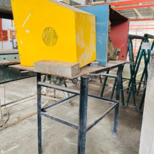 Lote x9 art varios: maquina de coser, estructuras de chapa, mesa de trabajo y otros