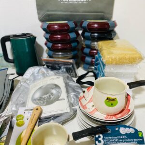 lote x55 artículos: jarra, mixer de verduras, bolsas de tnt, calderas y otros