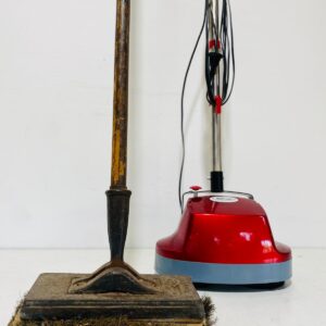 Lote x2 artículos: lustradora manual antigua + enceradora/lustradora Kassel