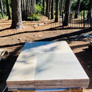Lote 14 m2 de cerámicas, blanca y gris