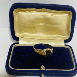 Anillo oro bajo con crisopacio