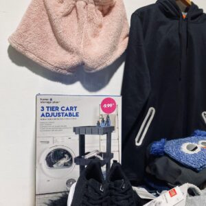 Lote x25 articulos: organizador, correa, gorro, calzado y prendas varias