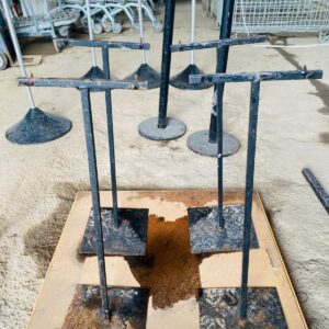 Lote x4 porta carteles, en hierro negro 70 x 25 cm