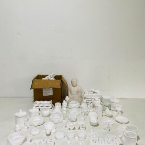 Lote x95 figuras de yeso (aprox)