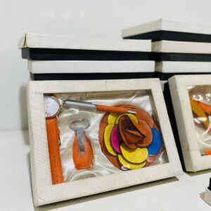 Lote x15 set de relojes, lapiceras y monederos + 12 relojes sueltos