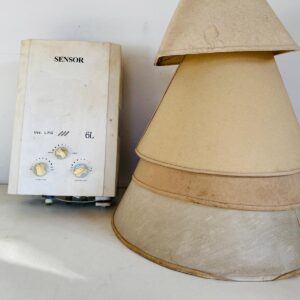 Lote calefón a gas de 6 L + 4 pantallas lámpara